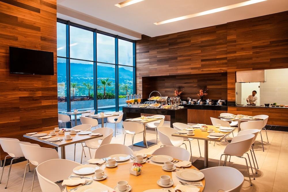 Fiesta Inn Tuxtla Fashion Mall Тустла-Гутьеррес Экстерьер фото